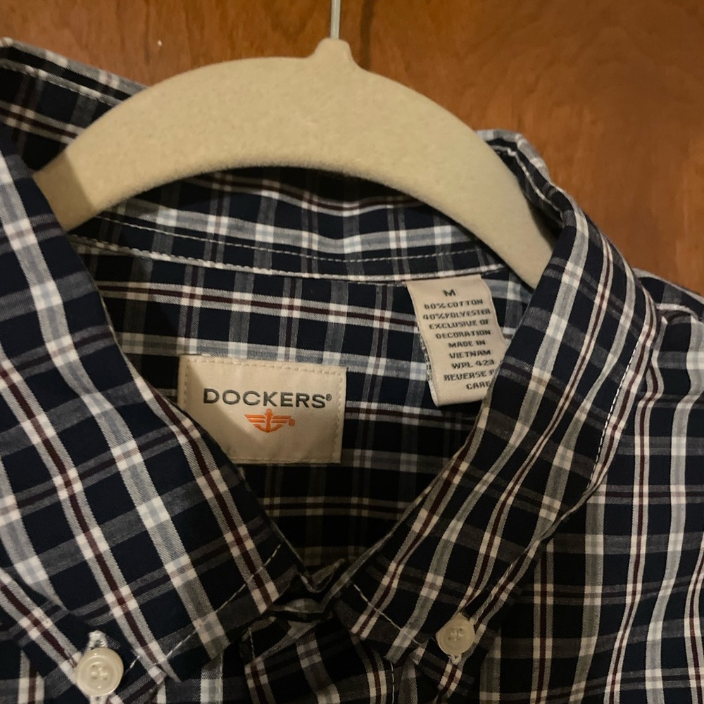 Dockers Button Up - Picture 3 of 6